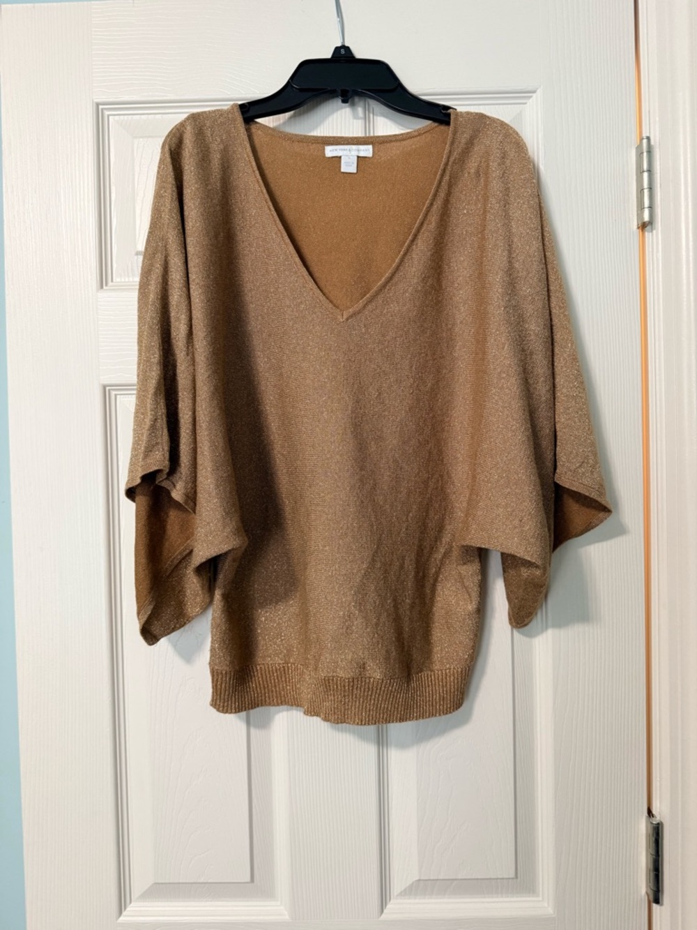 New York & Co V-Neck Shimmer Knit Sweater in Bronze